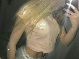 I'm A Live Webcam Lovely Lady! I Am A Redhead
