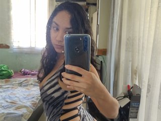 I Am A Brunette! A Camwhoring Good-looking Lady Is What I Am, BogotÃ¡ Is Where I Live