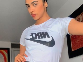 I Come From Medellin, I Am A Brunette! I'm A Sex Webcam Desirable Chick