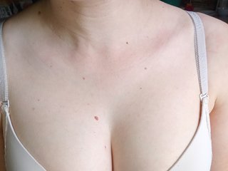 A Sex Webcam Sensual Honey Is What I Am, I'm 24 Yrs Old! I Am A Redhead