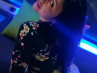 I Am A Brunette, My Model Name Is Catahot1986, I'm A Sex Webcam Suave Hottie