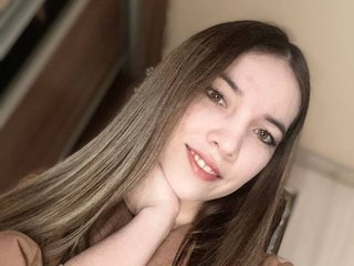 At BongaCams People Call Me WarnerHilda And I Am A Brunette, I'm A Live Chat Delicious Chick