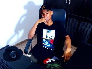 I'm 20 Years Old, At BongaCams I'm Named Thiiago78