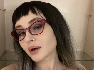 I Am A Redhead And I'm A Live Cam Charming Bimbo