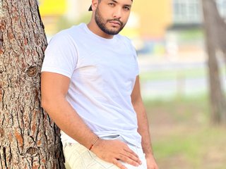I Am A Brunette, My Model Name Is Josephbear, My Age Is 20 Years Old