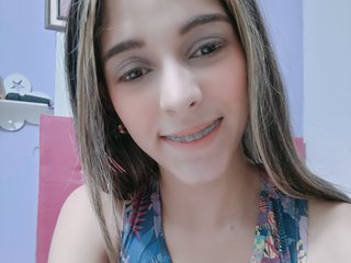 I Am A Brunette And A Cam Stunning Lady Is What I Am