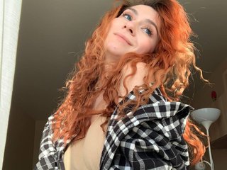 I'm 25, I'm A Camming Appealing Bimbo