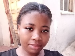 I'm 25 Yrs Old, A Camwhoring Provocative Hottie Is What I Am