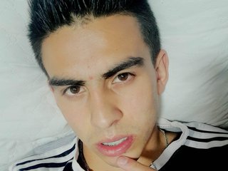 I Come From Colombiana, At BongaCams People Call Me Cumfantasy21