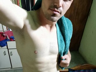 I Am A Blonde And People Call Me Xzyo412