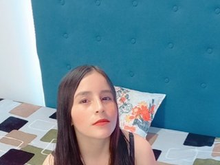 I Am A Brunette And A Sex Chat Pretty Gal Is What I Am And I Am Named Lucylewles