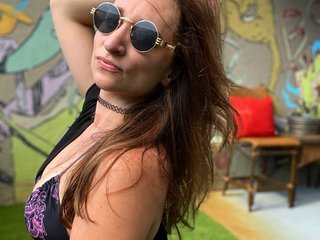 I'm A Sex Chat Irresistible Bimbo, My Age Is 25 Years Old