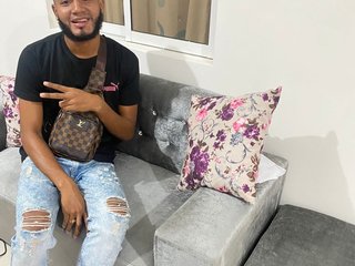 I'm 24 Yrs Old, At BongaCams People Call Me Pabloferreira
