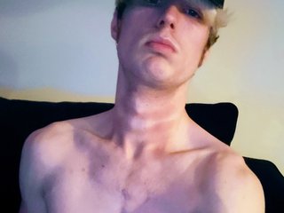 I Am A Blonde! I Live In Atlanta And I'm 25 Years Old
