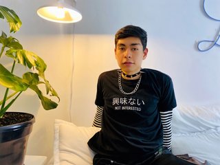 I'm 21 Yrs Old And My BongaCams Name Is Derekvm