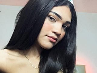 I Am A Brunette And A Sex Cam Alluring Tranny Is What I Am! 18 Is My Age