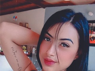 I Am A Brunette And A Live Chat Attractive Bimbo Is What I Am And My Age Is 19 Years Old