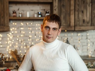 I Am A Brunette! My BongaCams Model Name Is Alexbagr