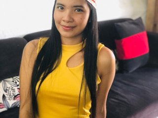 My Name Is Azhara19, I Am A Brunette
