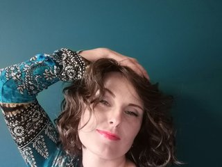 I'm A Sex Chat Seductive Gal And At BongaCams People Call Me MadisonHoney! My Age Is 40 Years Old