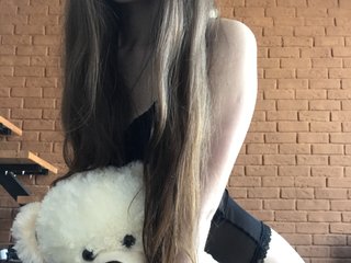 I Am A Brunette, At BongaCams People Call Me Lollia