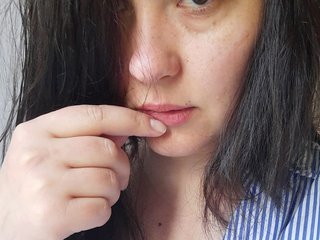 I Am Named Mixaella, I'm A Cam Lovely Woman