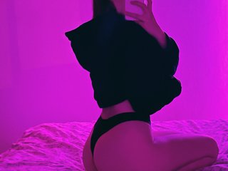 Praha Is Where I Come From! My Name Is Nothellokitty And I'm 20 Years Of Age