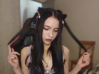 I Am From Boston! I Am A Brunette And My Age Is 18 Years Old