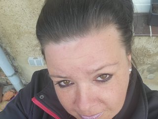 A Sex Chat Suave Hottie Is What I Am And My Age Is 35 Yrs Old, At BongaCams I'm Named Sunshine17717