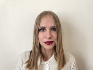 A Cam Irresistible Honey Is What I Am, I Am A Blonde And My BongaCams Model Name Is CorinneDells