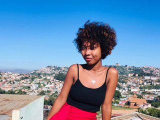 I Am A Brunette, I Am From VohÃ©mar, I'm 23 Years Of Age