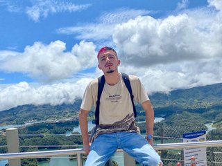 I'm 19 Years Old! I Am From MedellÃ­n! At BongaCams I'm Named The-Malcom