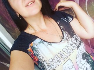 A Live Chat Sexy Hottie Is What I Am, I'm 24 Years Old And I Am A Brunette