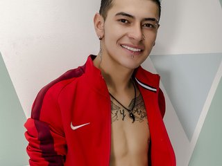 My BongaCams Name Is Nickyylatin And I Am A Brunette