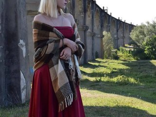 I'm A Webcam Easy Woman And I Am A Blonde! At BongaCams I'm Named AliceStars