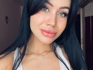 I Am A Brunette, I'm A Live Chat Gorgeous Bimbo