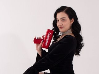 My BongaCams Model Name Is OliviaWalls, A Sex Chat Dreamy Chick Is What I Am! I'm 20