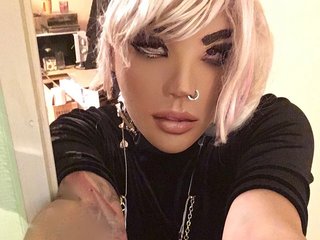 A Live Cam Provocative Trans Is What I Am! My Age Is 46 Years Old, I Live In Sofia