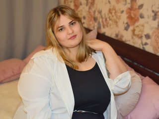 I Am Named MothForLuck! I'm 20 Years Old, I Am From Poland