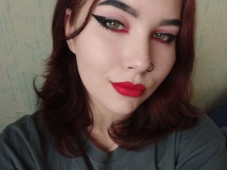 I Am A Redhead And At BongaCams People Call Me Elizabeth-1