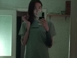 I Am A Brunette And People Call Me Kriststi