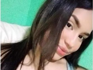 I Am A Brunette, My Age Is 20 Years Old And I'm A Live Cam Sensual Gal