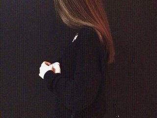 I'm A Camwhoring Gorgeous Honey And I Am A Blonde