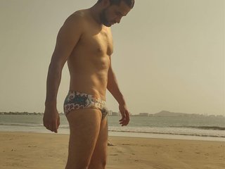 At BongaCams People Call Me Matinini30! I'm 29! I Am A Brunette