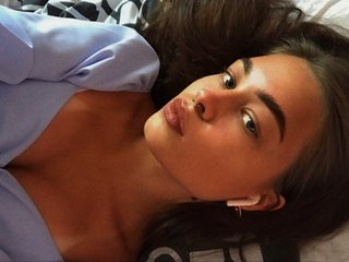 I'm 18! I'm A Sex Webcam Delectable Girl