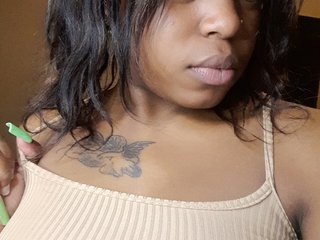Joburg Is Where I Come From And I'm A Camming Desirable Hottie And I'm 21