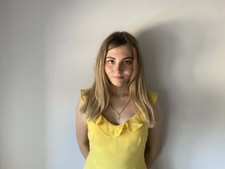 I'm A Sex Webcam Luscious Gal, I Am Named DaizyWeiz, I'm 18