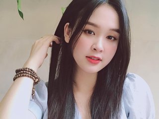 I'm A Cam Irresistible Chick, My Name Is JinYiYii