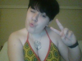 A Camming Seductive Bimbo Is What I Am And I'm 20 Years Old! I Am Named CerezaGirl01
