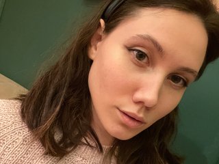 A Camwhoring Provocative Sweet Thing Is What I Am! I Am A Brunette